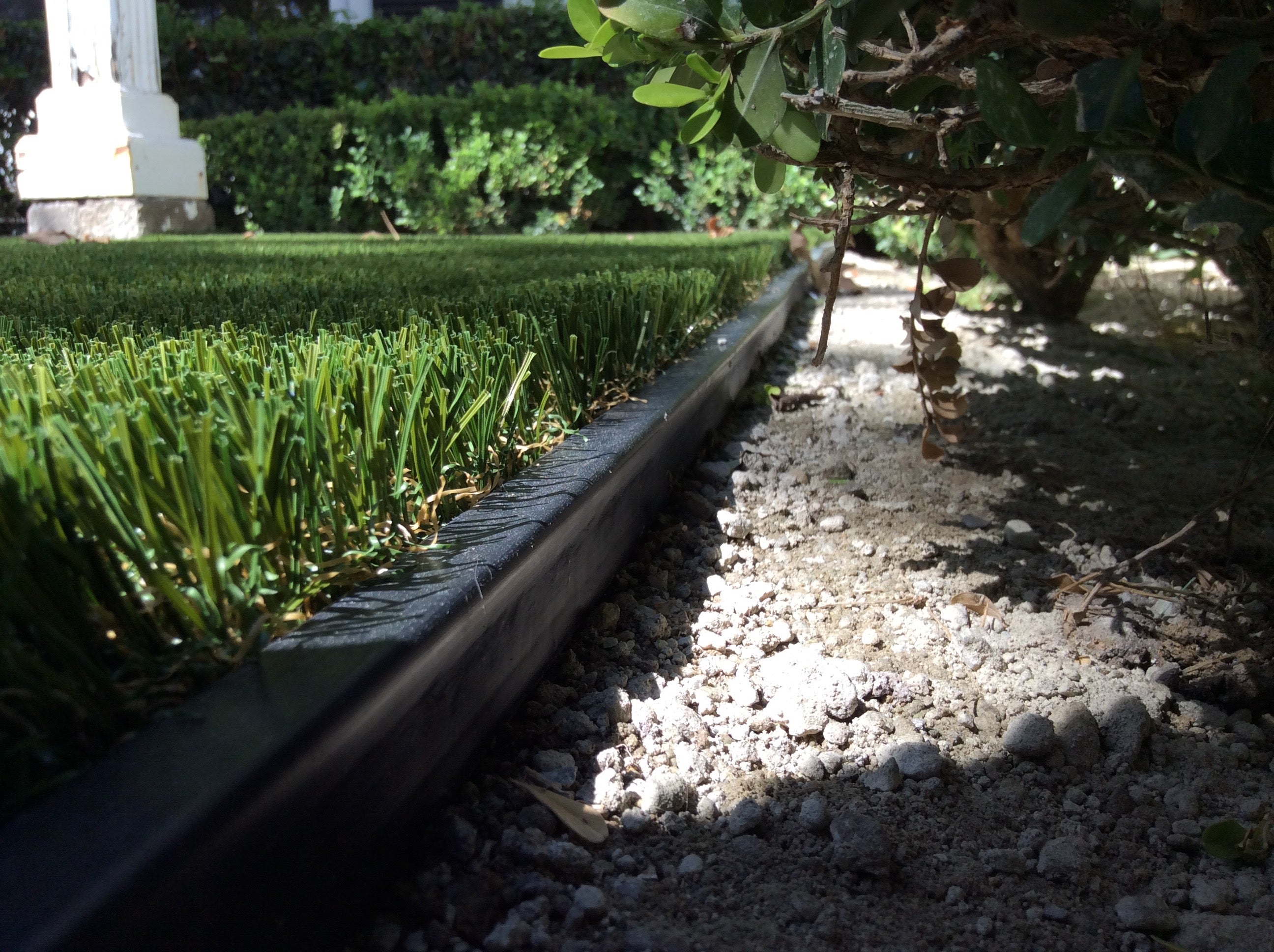 lawn edging for artificial grass